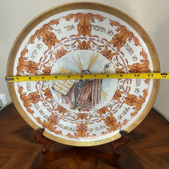 1979 Laszlo Ispanky W. Goebel Porcelain Ten Commandments Collector Plate - Picture 4 of 9